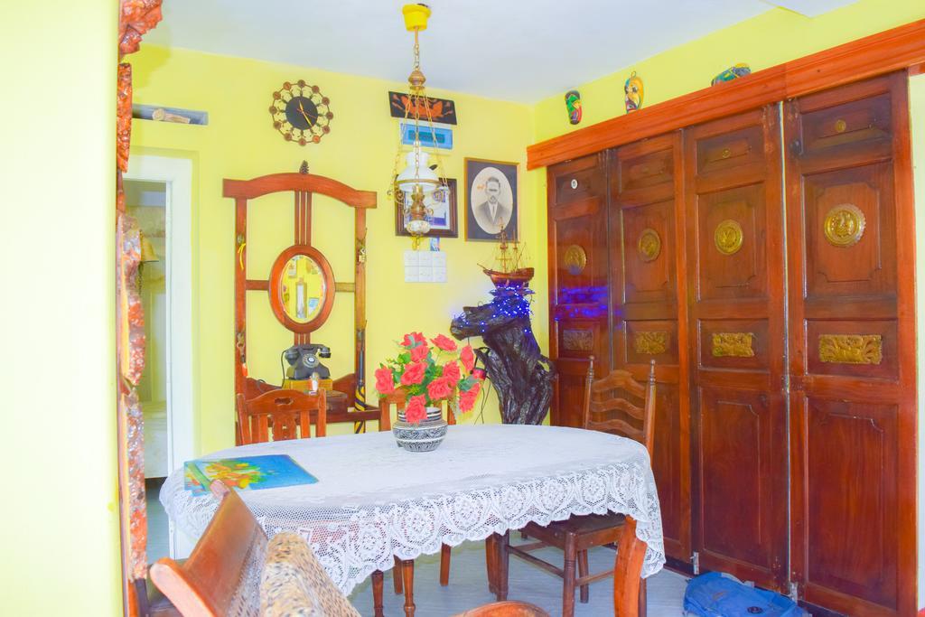 Shammie Guest House Hikkaduwa Extérieur photo